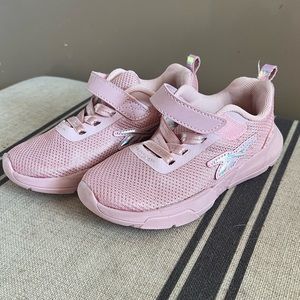 Light pink Reebok Size 11 (toddler)